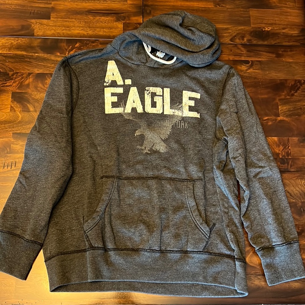 American Eagle Men’s hoodie. Size XL. Purchased new.